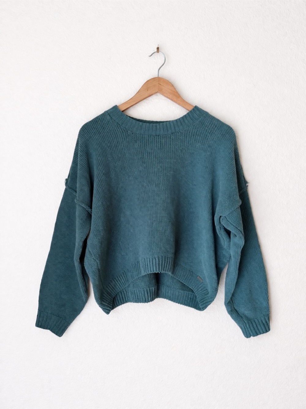 Hollister Teal Relaxed Cropped Sweater Boxy Slouchy Knit Drop Shoulder Size M